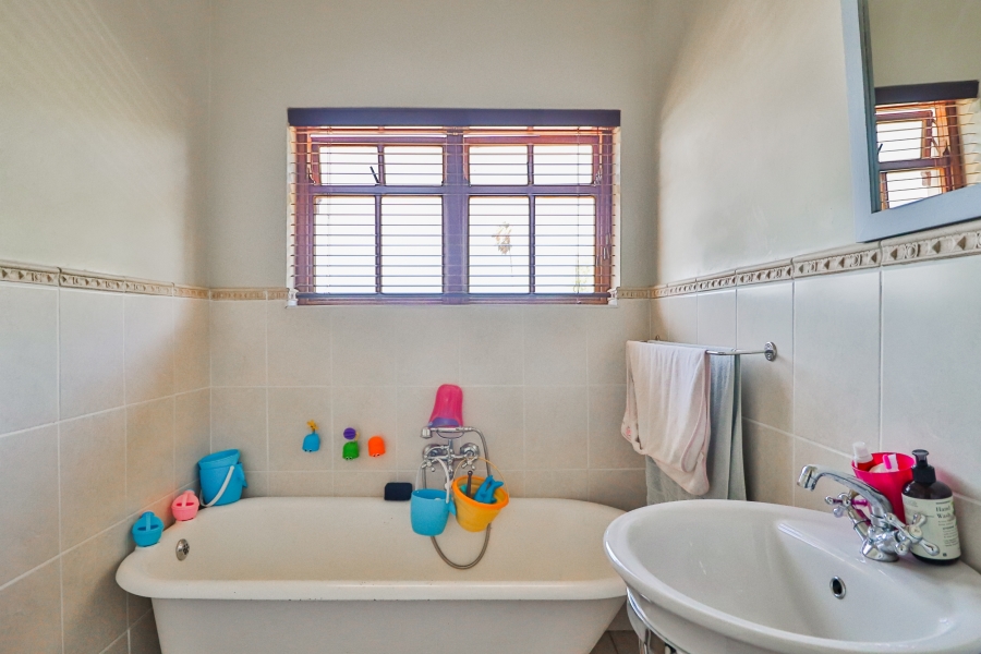 4 Bedroom Property for Sale in Darling Western Cape